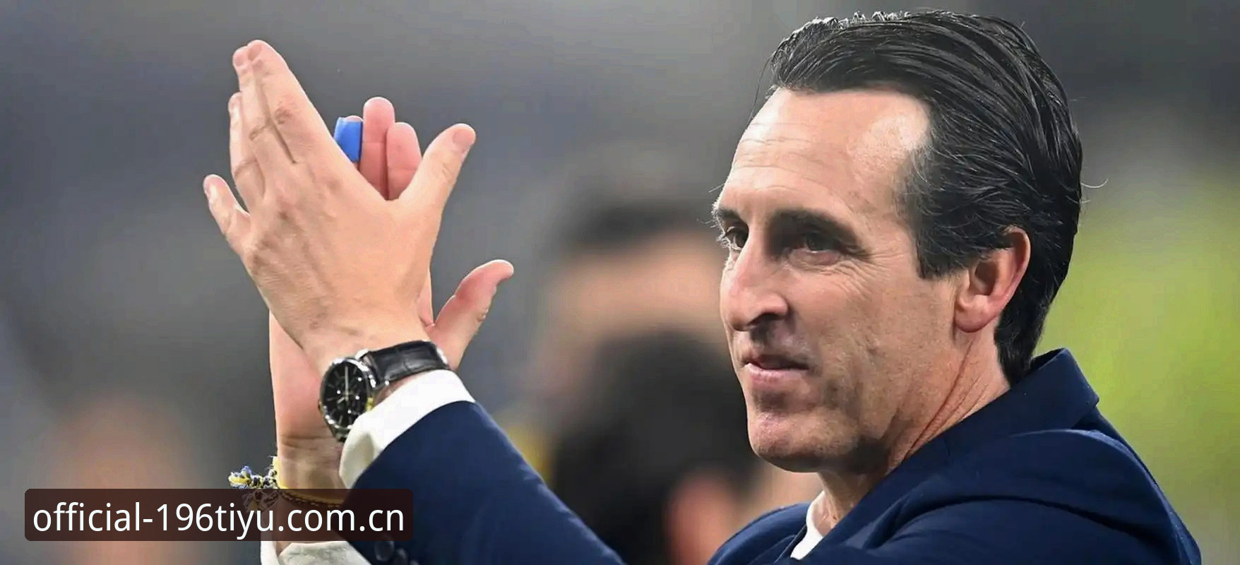 体育苹果版2026最新版本 欧联杯决赛3-0完胜vs弗赖堡:埃梅里与维拉的统治力对比分析